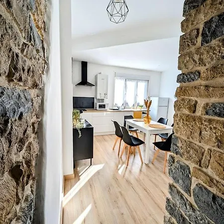 Logement Complet Dijon Centre Jusqu'A 6 Couchages Exterior photo