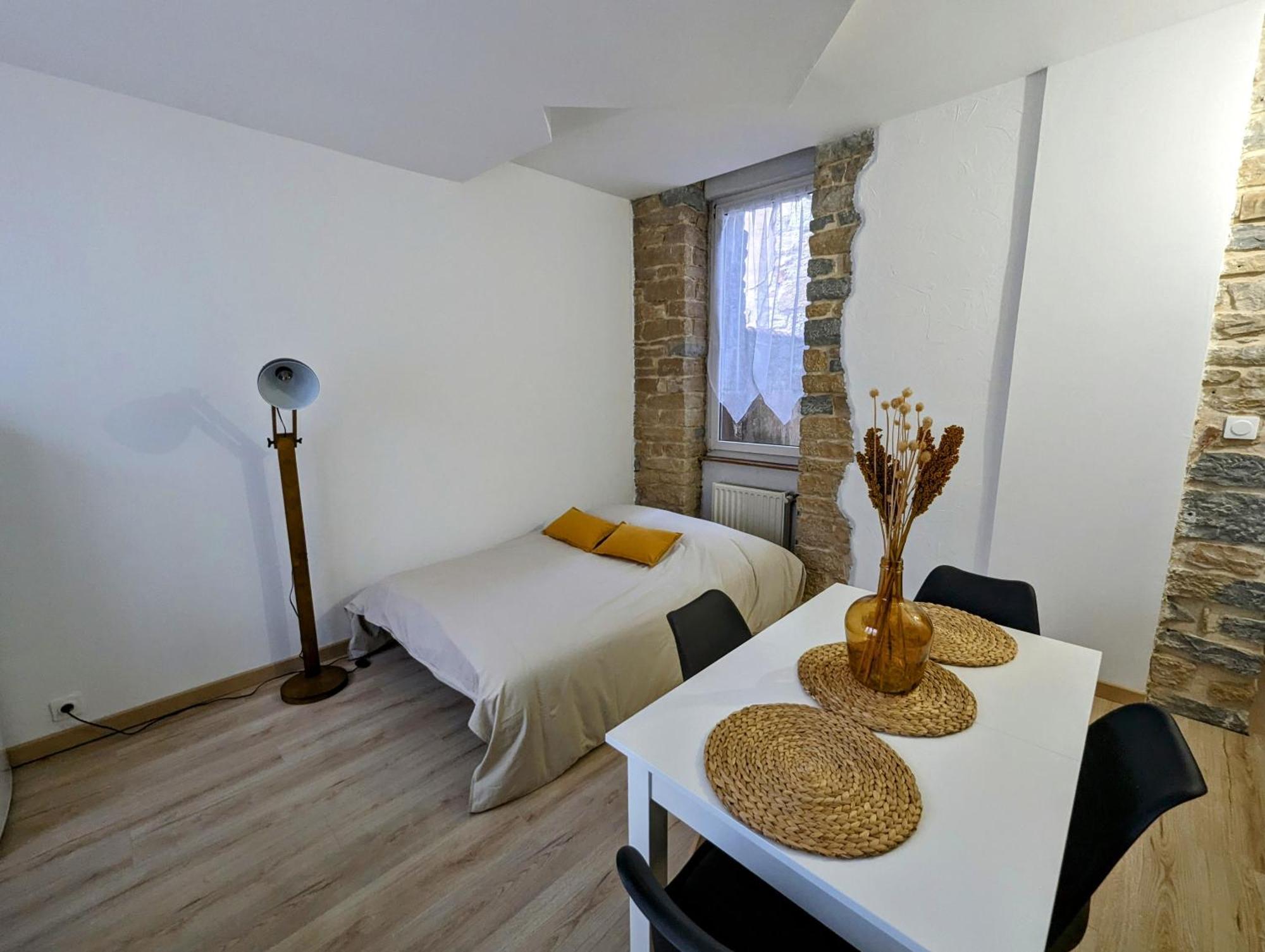 Complet Centre Jusqu'a 6 Couchages Dijon
